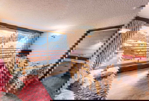 Apartment of 30 sqm well exposed and bright. South facing balcony with a very...