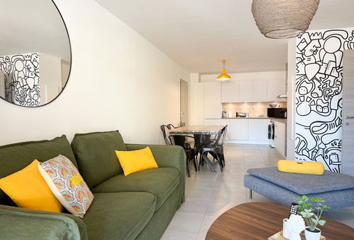 Apartment mit zwei Schlafzimmern in der Nähe der Stadt und des Meeres