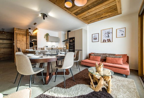 Nice ski in ski out apartment in a residence with jacuzzi, close to the...