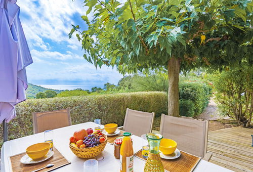Villa 2 bedroom Bonifacio