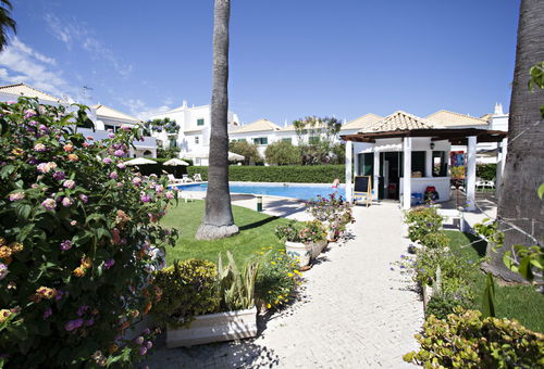 Cabanas Village