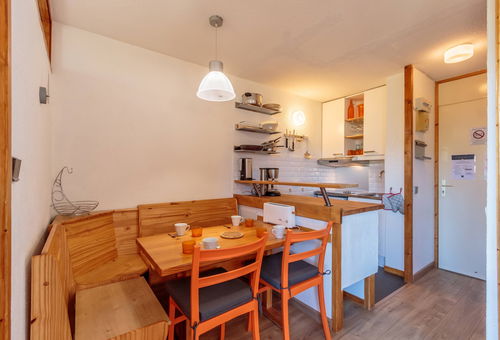 Trompe L'Oeil residence - Apartment close to all amenities with direct access...