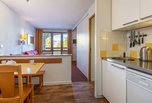 L'Epervier : 2 pieces in ground floor located on the forest edge 

