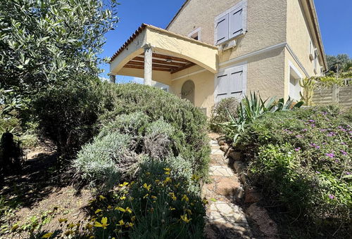 House for 8 people, sea view and 5 minutes from the city center