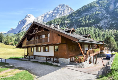 Chalet 4 Zimmer Canazei