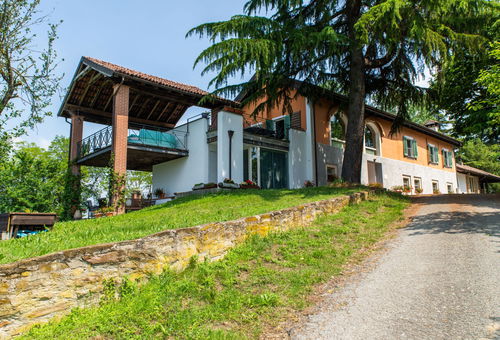 Villa 5 bedroom Ovada