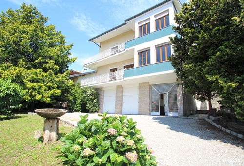 Villa 6 bedroom Verbania