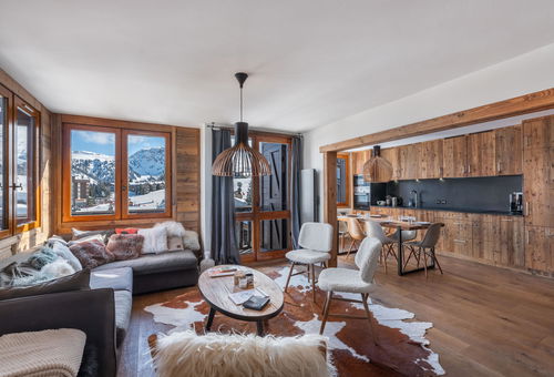 Charming apartment in the privileged area of Pralong at only 80 meters from...