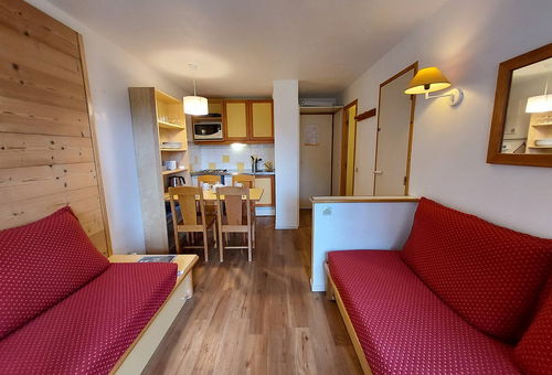 2 connected apartments located on the forest edge. - 5 persons