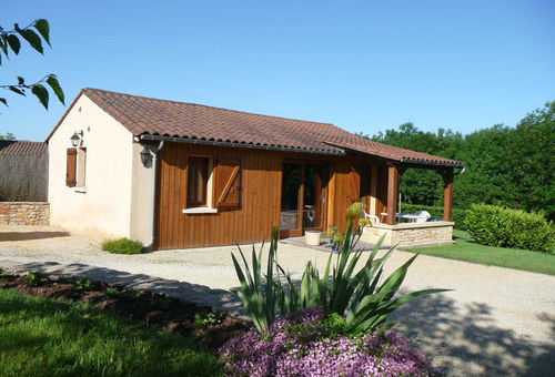 3 km from Les Eyzies de Tayac (Shops) and 20 km from Sarlat, house...