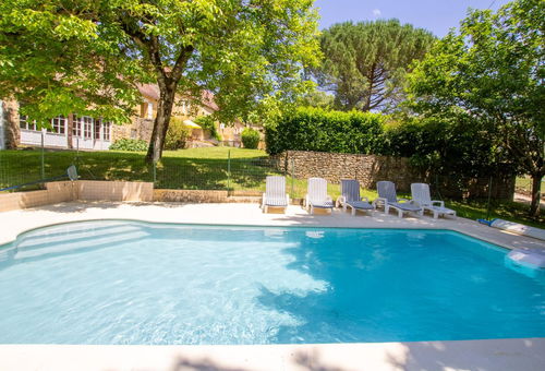 A beautiful property ideally placed for visiting the Dordogne and enjoying...