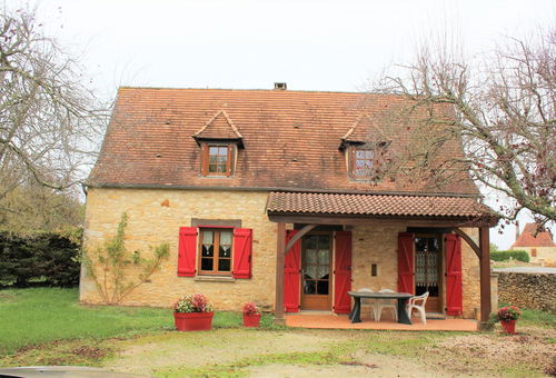 Pleasant holidays between visits and hikes in the Dordogne Valley....