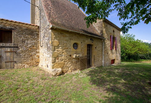 Close to the Bastide de Monpazier, stay in complete simplicity in this gîte...