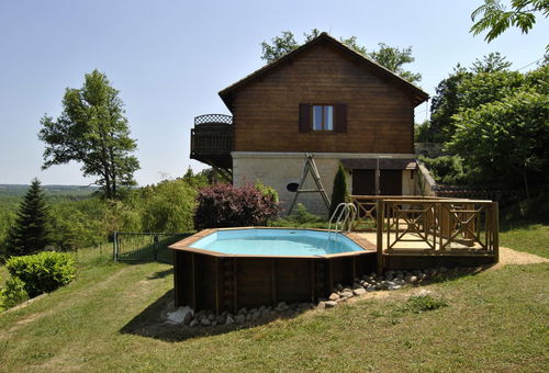 Gîte surplombant une forêt de chênes, avec vue panoramique. Lieu calme et...