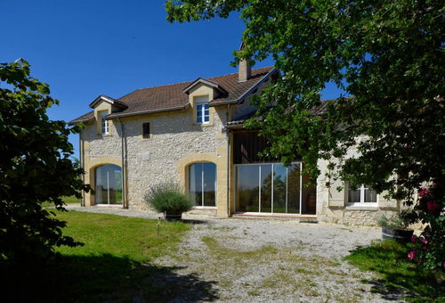 Beautiful restored house with private swimming pool overlooking the village...