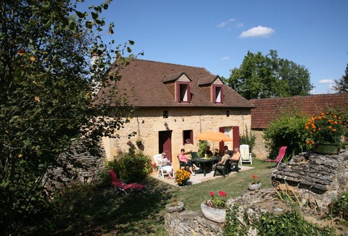 Pleasant cottage, surrounded by nature. Total calm (just disturbed by the...