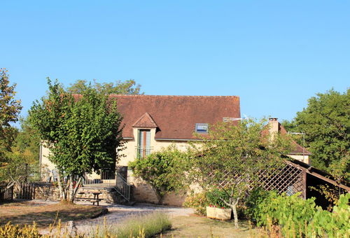Picturesque and very peaceful location ideal for relaxing. Perfect for...