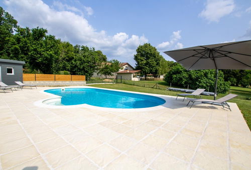 A very nice house for families or friends! Great visits and...