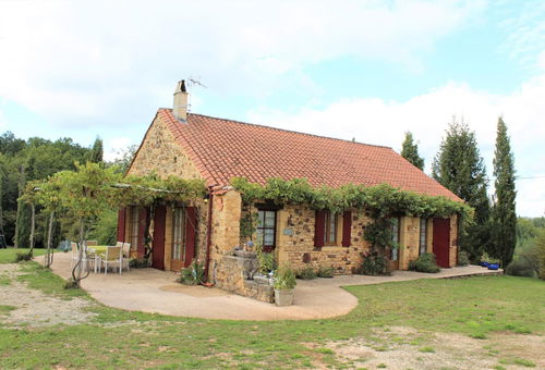 Ideal for a holiday surrounded by nature - MAZEYROLLES