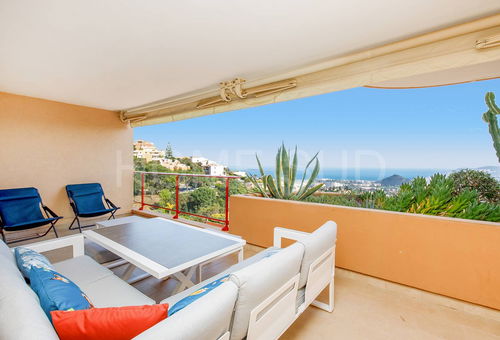 Situated in a private estate of very high standing, this magnificent,...