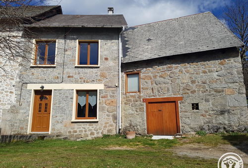 Charming cottage located in the heart of unspoiled nature... - ALLEYRAT