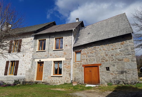 Charming cottage located in the heart of unspoiled nature... - ALLEYRAT