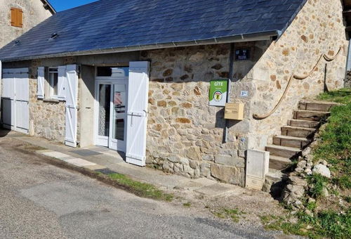 The cottage has been completely renovated &quot;&quot;