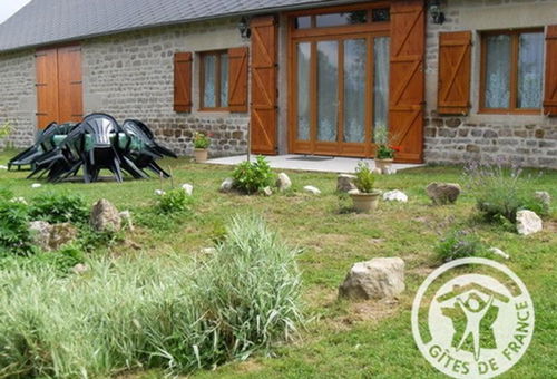  Superb traditional barn tastefully converted on a plot of 2000 m²...