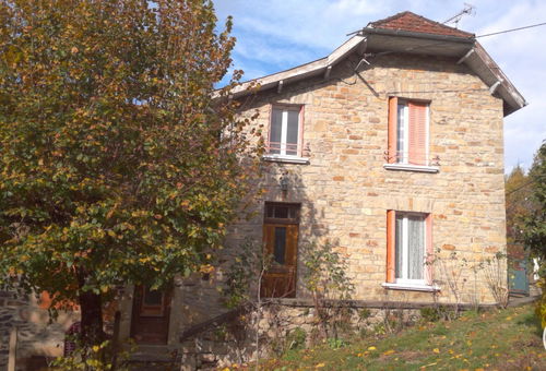 Semi-detached house to the owner's in an old farmhouse ""