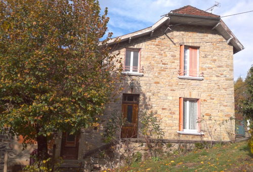 Semi-detached house to the owner&#39;s in an old farmhouse &quot;&quot;