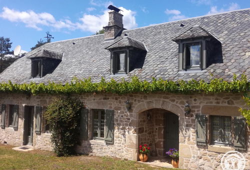 Living room / dining room of 40 m² (fireplace with insert), fully equipped...