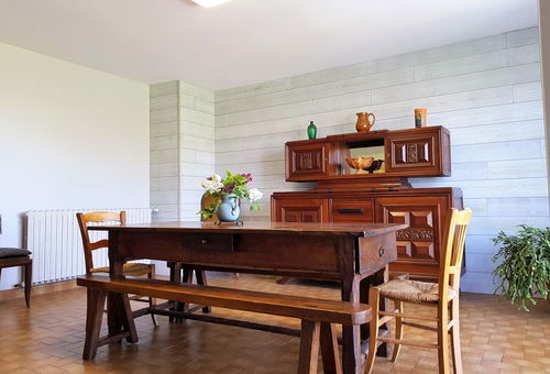 The house is composed of: On the ground floor: A comfortable living room, a...