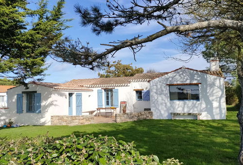 NOIRMOUTIER EN L ILE (85) - L HERBAUDIERE - LUZERONDE 4-room house 120m²...
