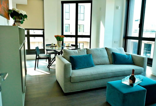 CENTRO Central Tower apartment w/ter