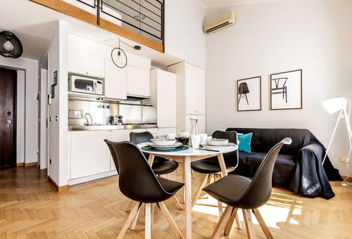 CENTRO Vicolo Fiori - Modern split-level apartment