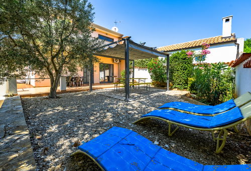 Apartment Panous 2