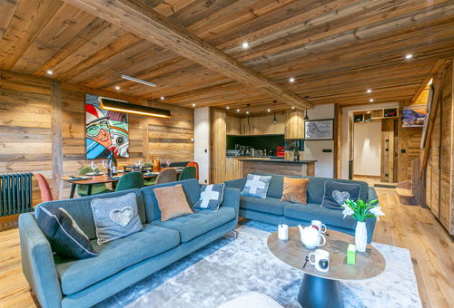 5 Pièces duplex de 87 m2 pouvant accueillir 8 personnes.
Situé au 3° étage de...