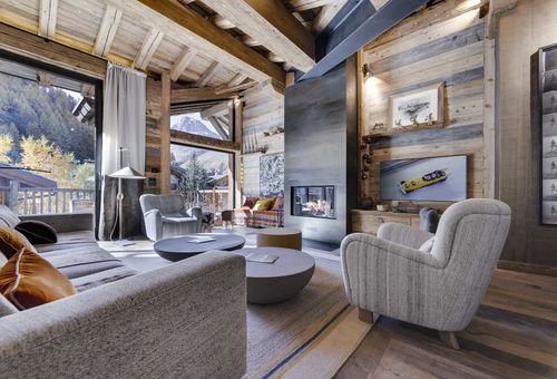 VAL D ISERE - CHALET  2

Situé dans le vieux village de Val d'Isère, à 150m...