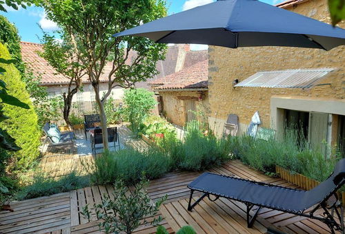 All the treasures of the Périgord Noir within a radius of 25km. - SARLAT LA...