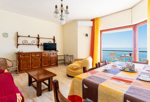 Apartment 2 bedroom Vintimille