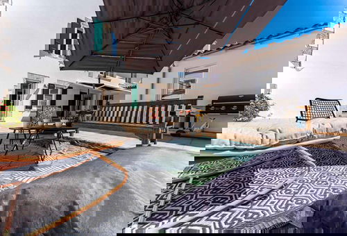 This house of 170m² and with a capacity of 6 people, is made up of a...