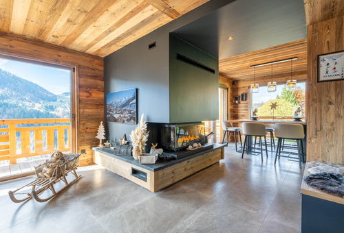 CHALET JULIETTE Rating: 5***** / 8 TRAVELERS CHALET / 10 travelers / 159...