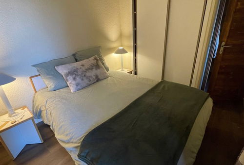 Pleasantly furnished flat with mountain decor