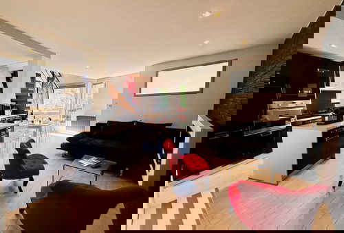 Appartement de bon standing avec décoration cosy. Idéalement situé en centre...