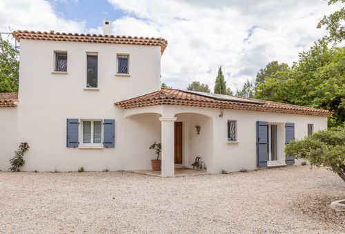 Mas des Ecureuils (8p) with pool in Provence