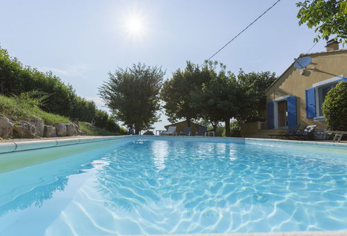 Les Amandiers (10p)with pool in beautiful Provence