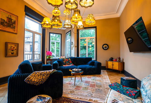 Luxury and unique apartment, 1st floor of a 19th century mansion