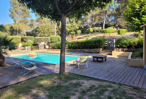 Villa 3 bedroom Puget-ville