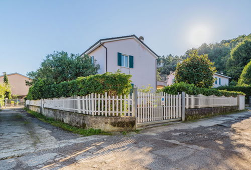 Villa 2 bedroom Ameglia