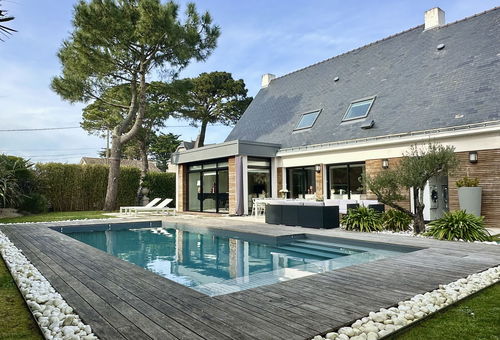 We fell in love with this superb family villa - 4 bedrooms - LE IGUEN